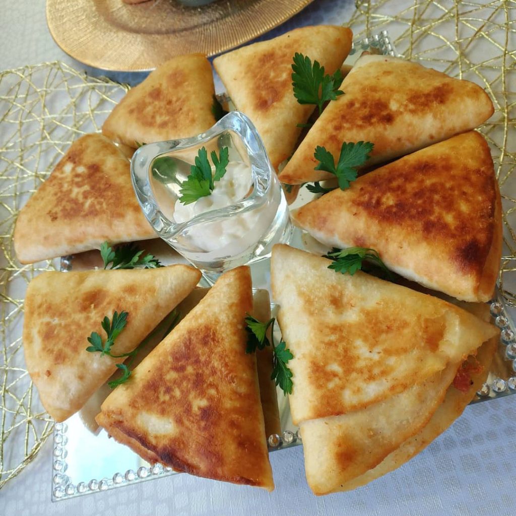 طريقة عمل بريوات بخبز التورتيلا