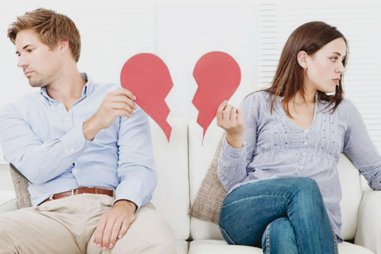 الطلاق العاطفي بين الزوجين