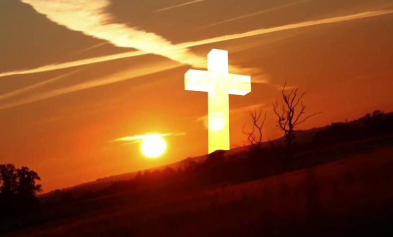 تفسير حلم رؤية الصليب في المنام للمسلم وللمسيحي