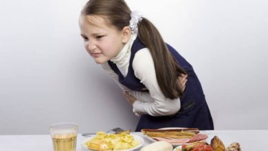 أعراض التسمم الغذائي عند الأطفال وعلاجه