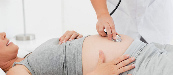 علامات الخطر أثناء الحمل في الأشهر الأولى