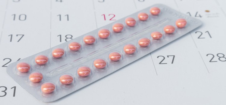 مفعول حبوب منع الحمل تجربتي وهل له اعراض جانبية