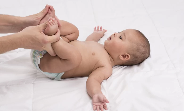 علاج الإمساك عند الرضع طبيعيا