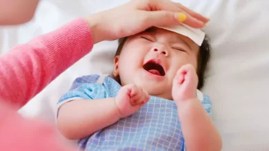 كيفية علاج التهاب الحلق عند الأطفال والرضع بشكل فعال
