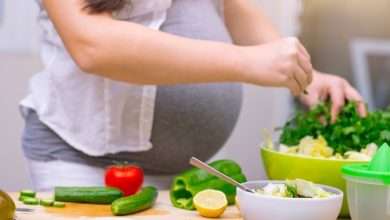 الأطعمة والمشروبات التي تساعد على تحفيز الطلق قبل الولادة