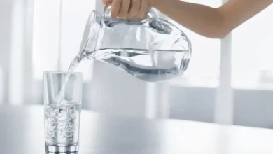 فوائد شرب الماء على الريق في علاج الأمراض
