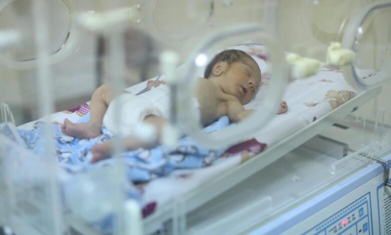 مضاعفات الولادة المبكرة الأسباب والعلاج والوقاية