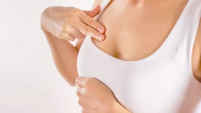 ألم في الثدي الأيسر والذراع