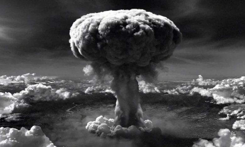آثار القنبلة النووية على اليابان والهجوم النووي عليها