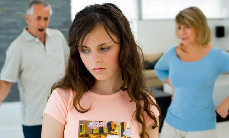أخطاء شائعة في التعامل مع المراهقين وكيفية التفاعل معها