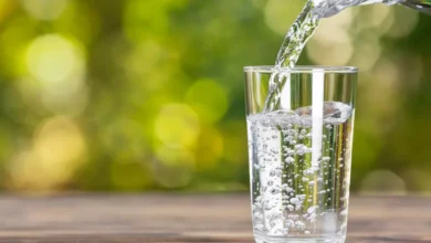 أهمية زيادة كمية الماء والسوائل بالجسم لصحة أفضل
